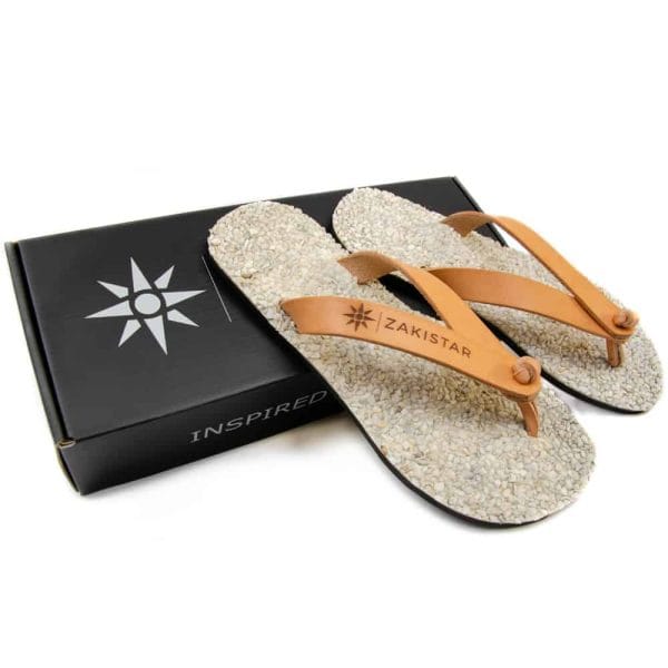 Beige-Flip-Flops-zakistar